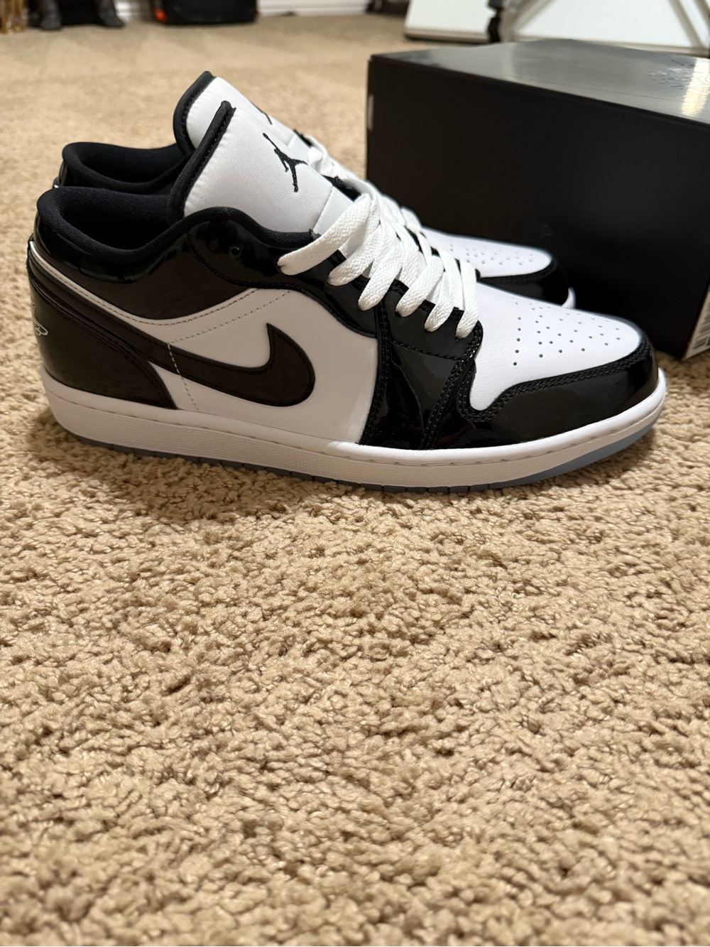 Nike Air Jordan 1 Low SE - Black/White Men's Sneakers